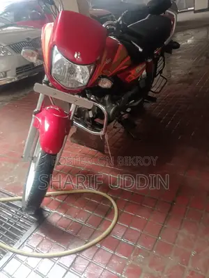 Hero HF Deluxe 2022 Red