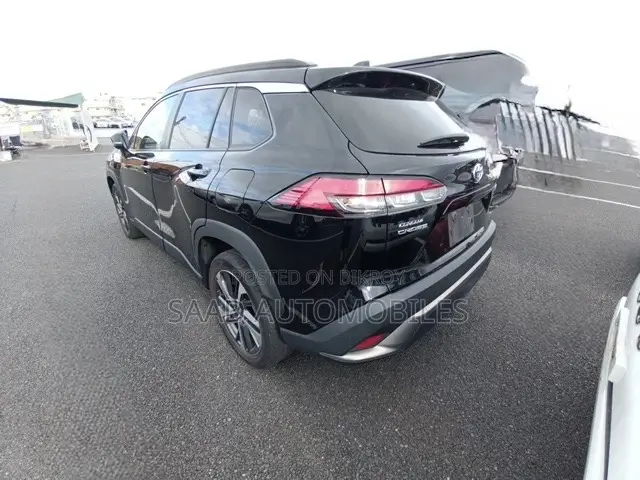 Toyota Corolla Cross 1.8 Hybrid AWD 2021 Black