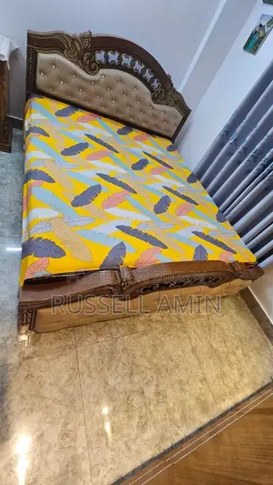 লাক্সারি ডিজাইনের সেমি-বক্স কিং সাইজ