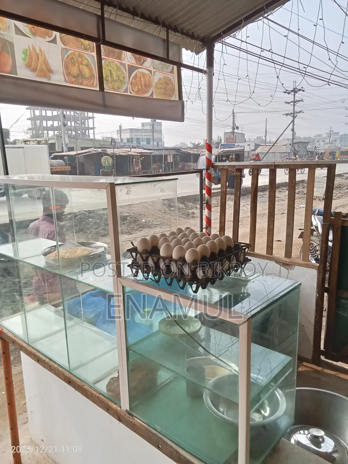 হোটেলের পণ্য বিক্রি