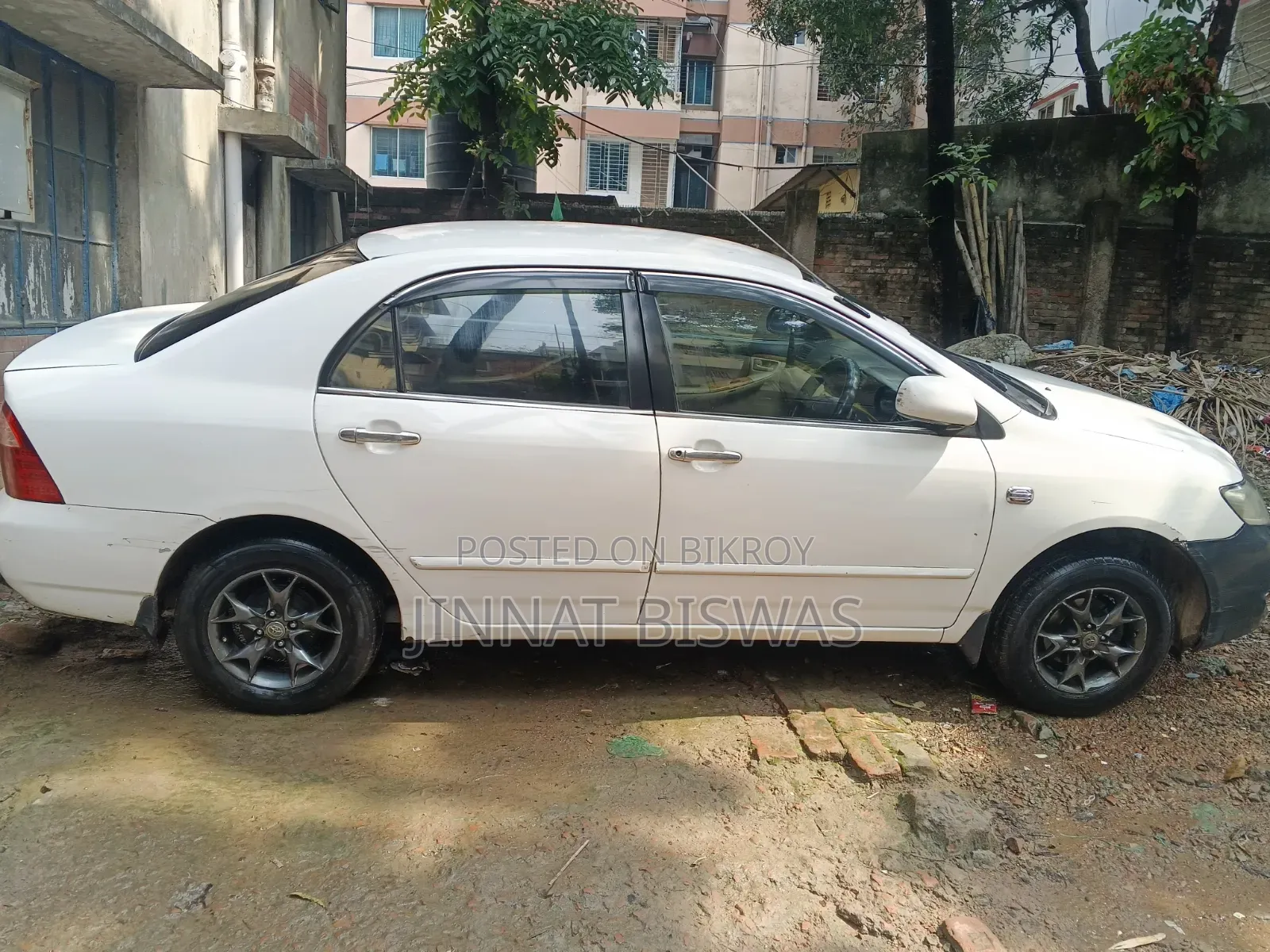 Toyota Corolla 2005 White