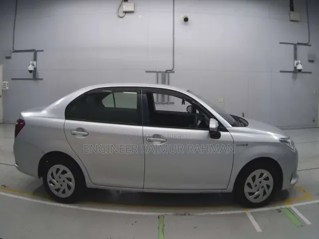 Toyota Axio 1.5 X 2WD 2020 Silver