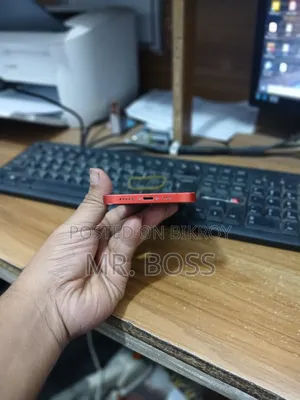 Apple iPhone 12 64 GB Red