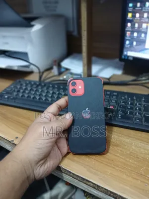 Apple iPhone 12 64 GB Red