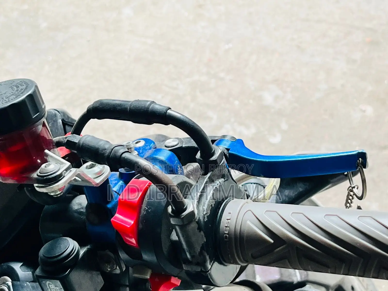 TVS Apache 160 4V 2019 Orange