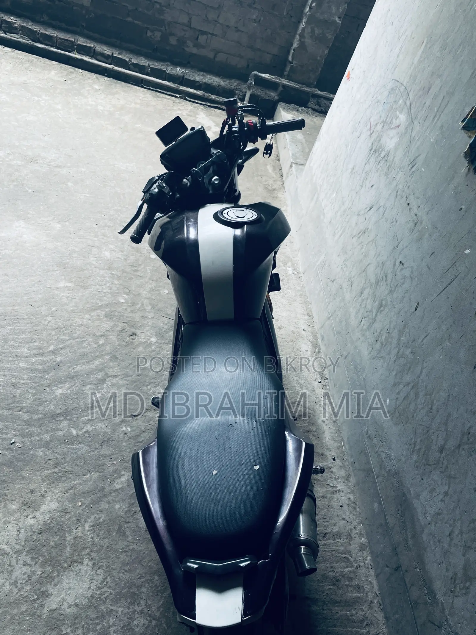 TVS Apache 160 4V 2019 Orange
