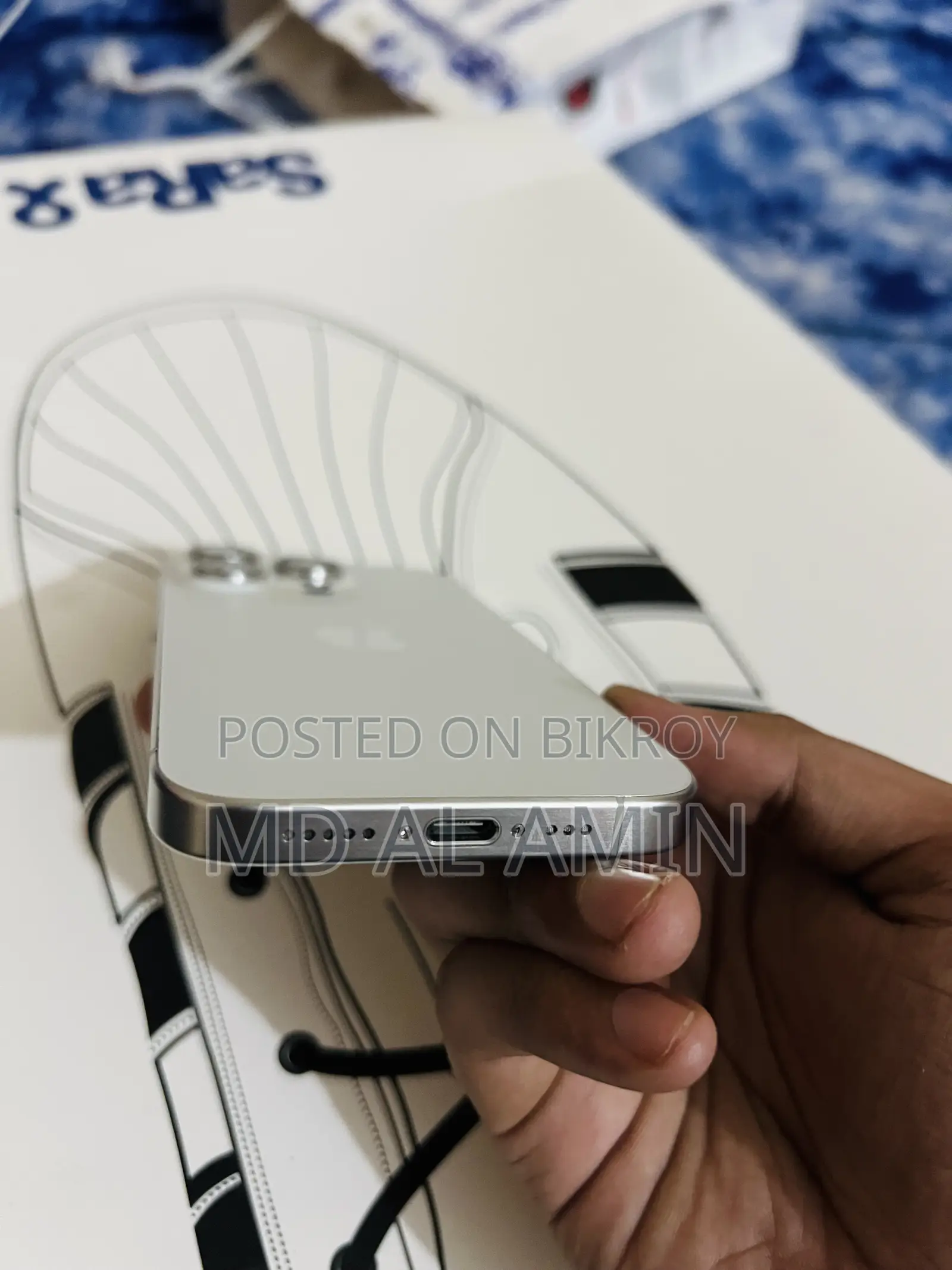 New Apple iPhone 15 Pro 128 GB White