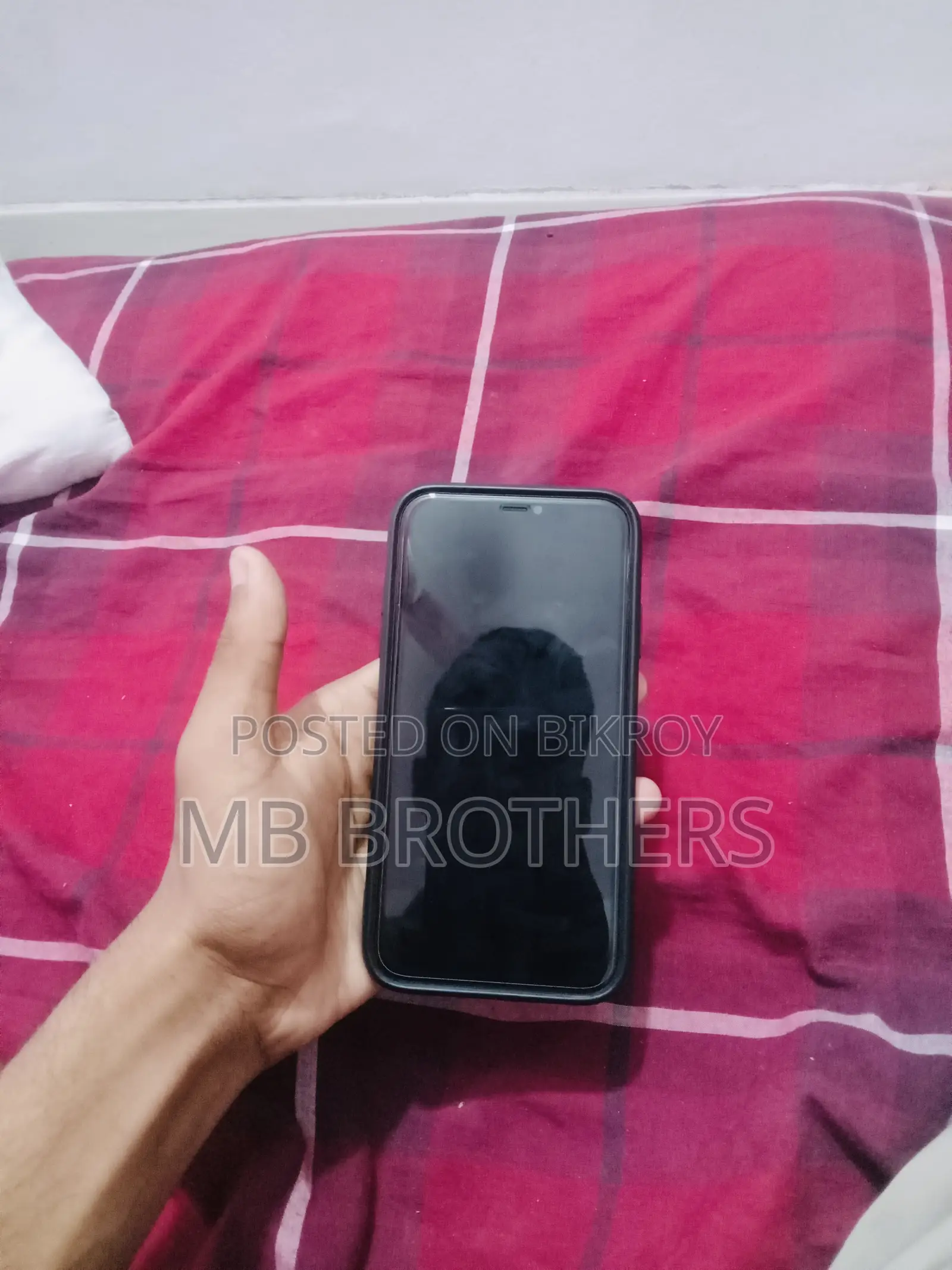 Apple iPhone 11 64 GB Red