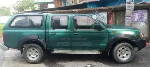 Nissan DoubleCab 2008 Green