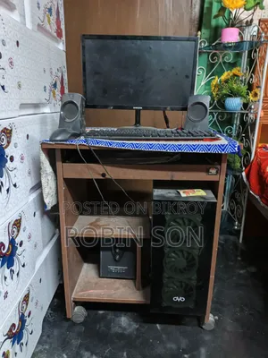 রানিং কম্পিউটার সহ মনিটর বিক্রয় করা হবে