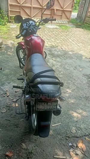 Yamaha YBR 2013 Red