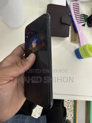 Apple XR 64 GB Black