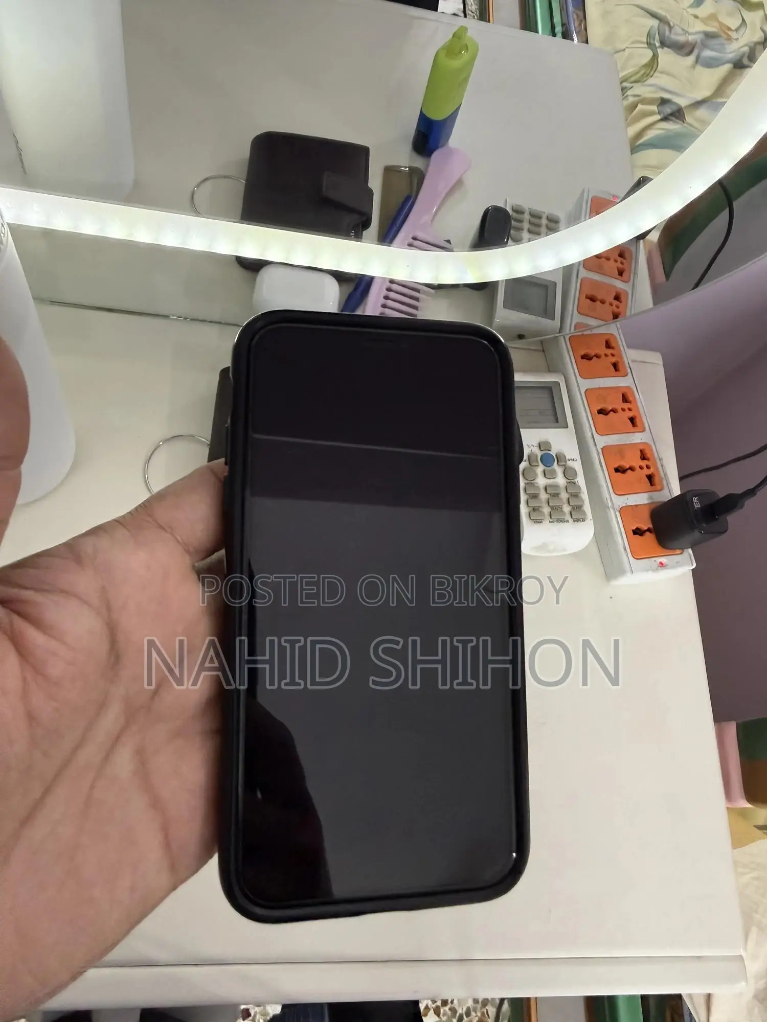 Apple XR 64 GB Black