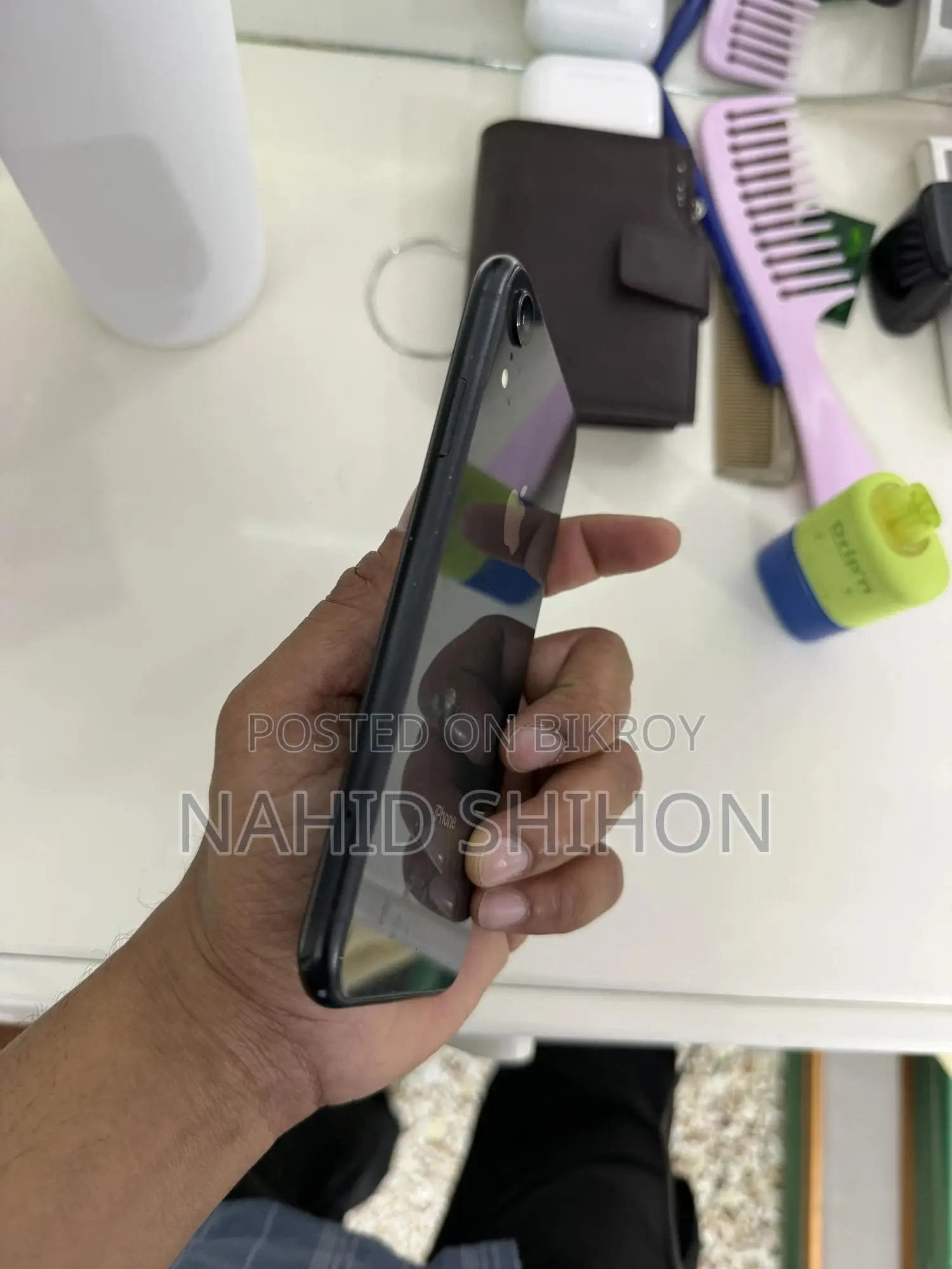 Apple XR 64 GB Black