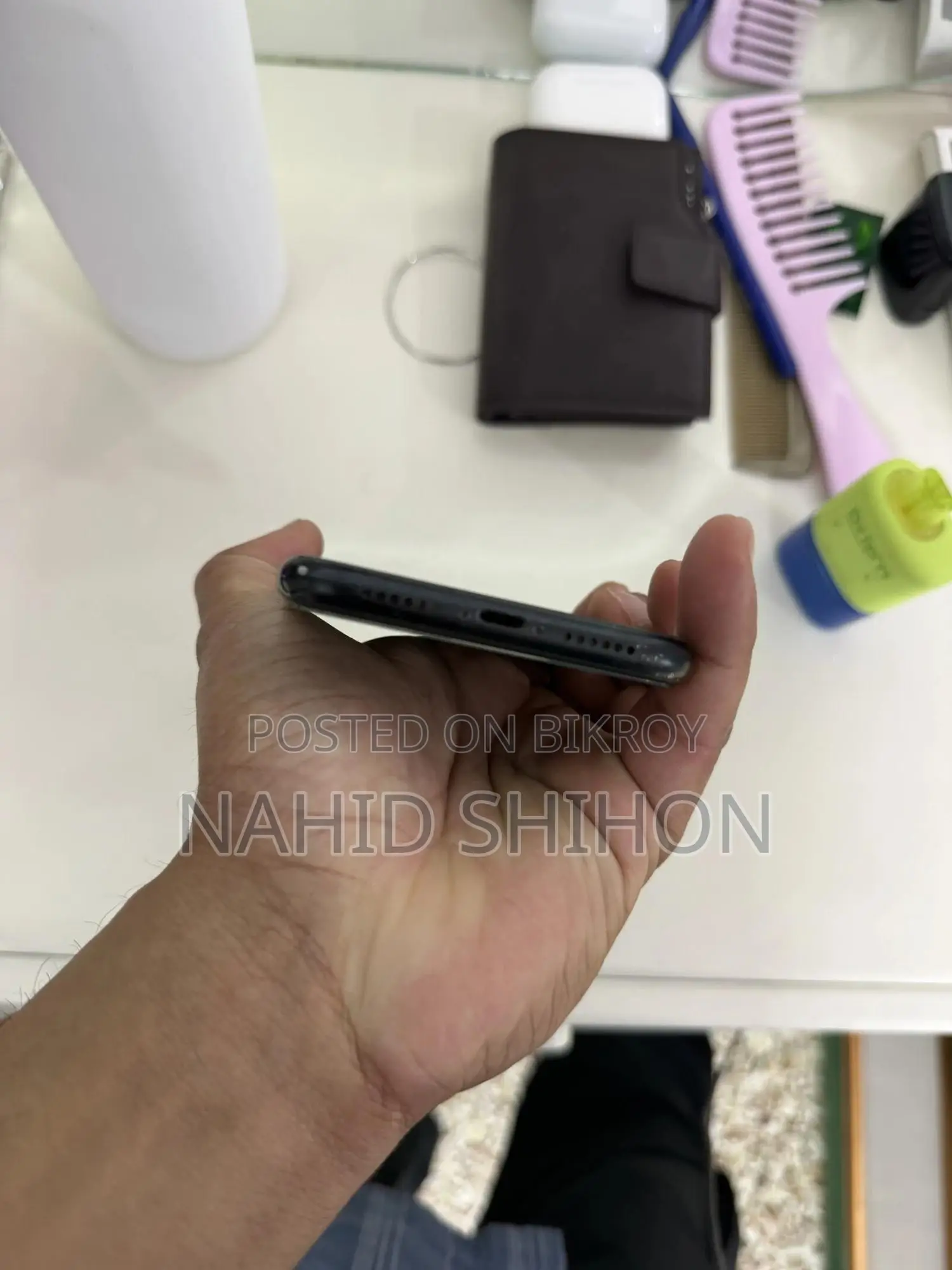 Apple XR 64 GB Black