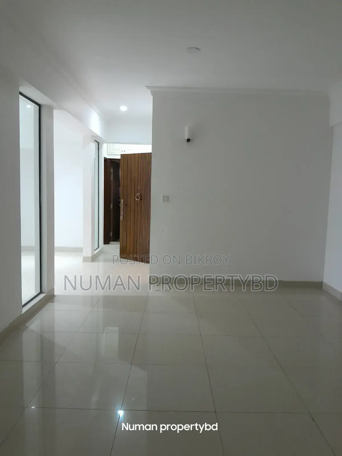 3-bedroom Apartment in Flat Rent, Basundhara for Rent