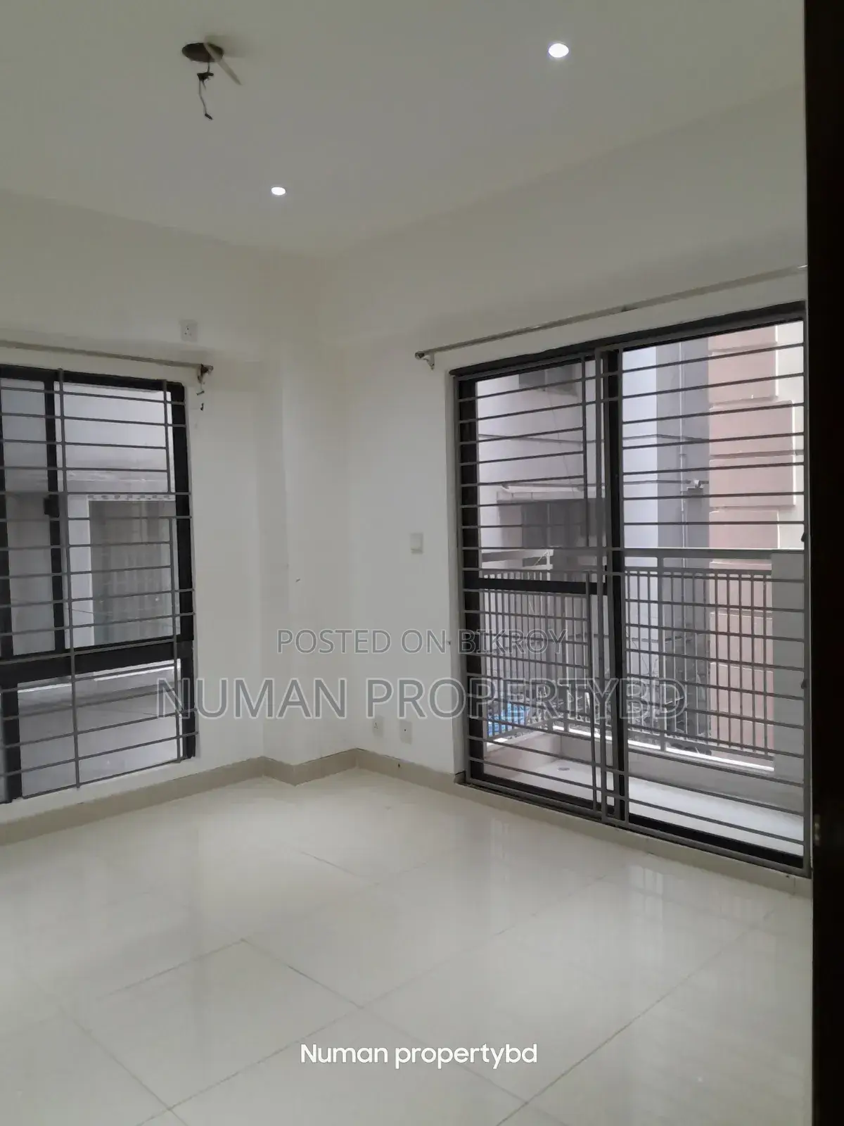 3-bedroom Apartment in Flat Rent, Basundhara for Rent