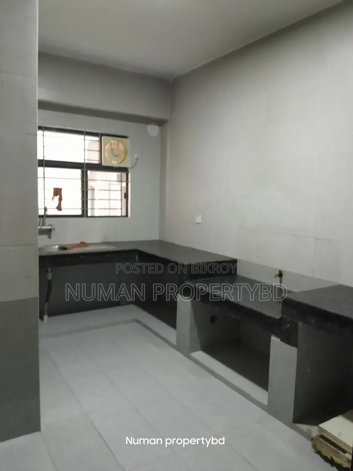 3-bedroom Apartment in Flat Rent, Basundhara for Rent