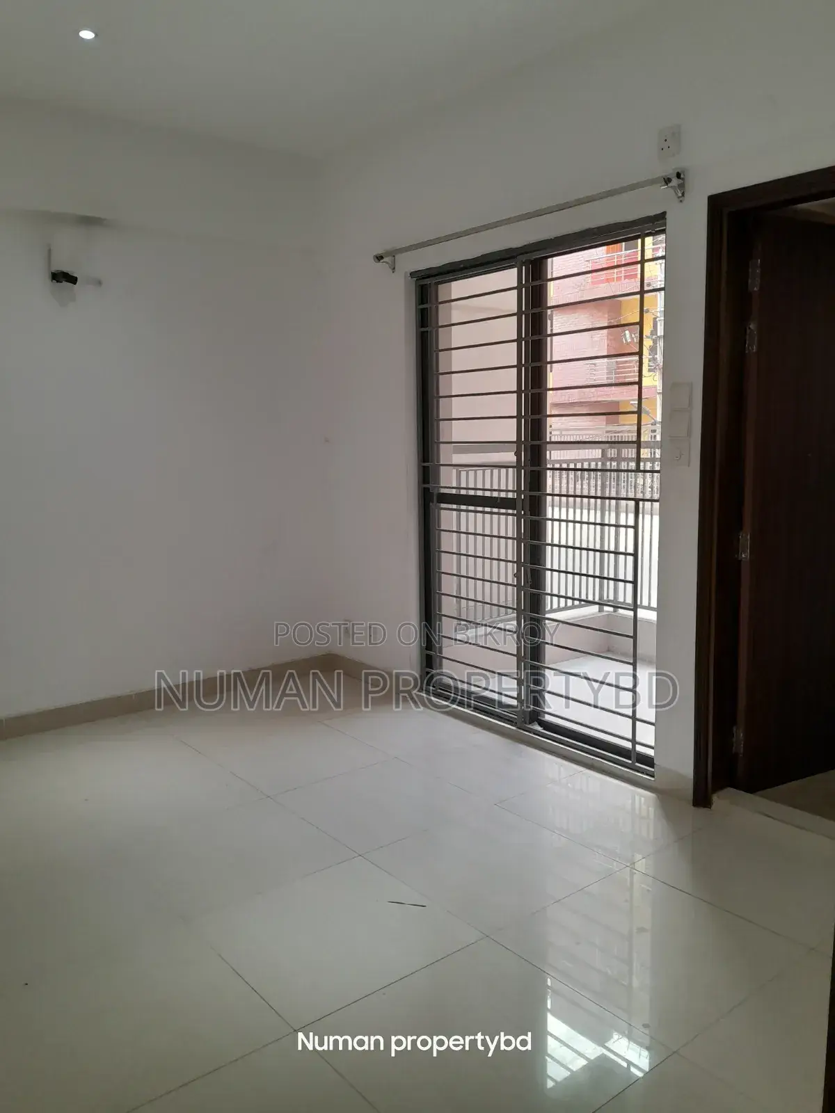 3-bedroom Apartment in Flat Rent, Basundhara for Rent