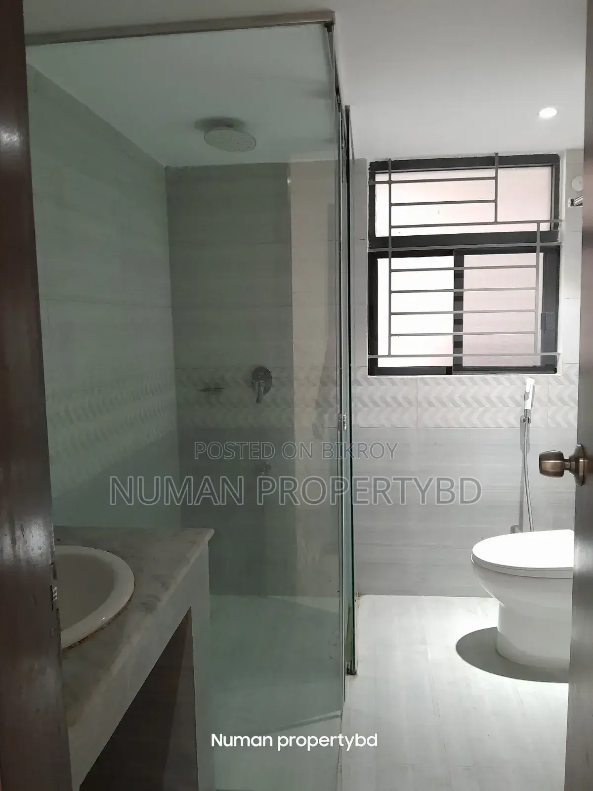 3-bedroom Apartment in Flat Rent, Basundhara for Rent