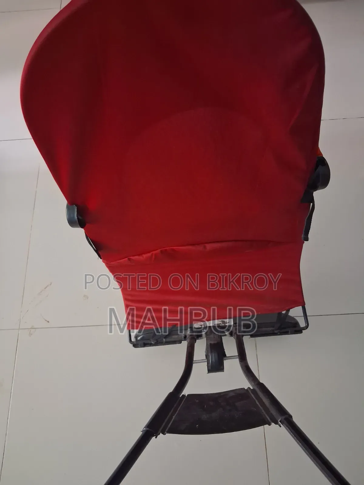 বেবী বাউন্সার শুয়ে থকার জন্য