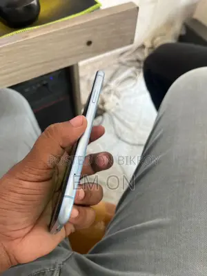 Apple XR 64 GB Blue