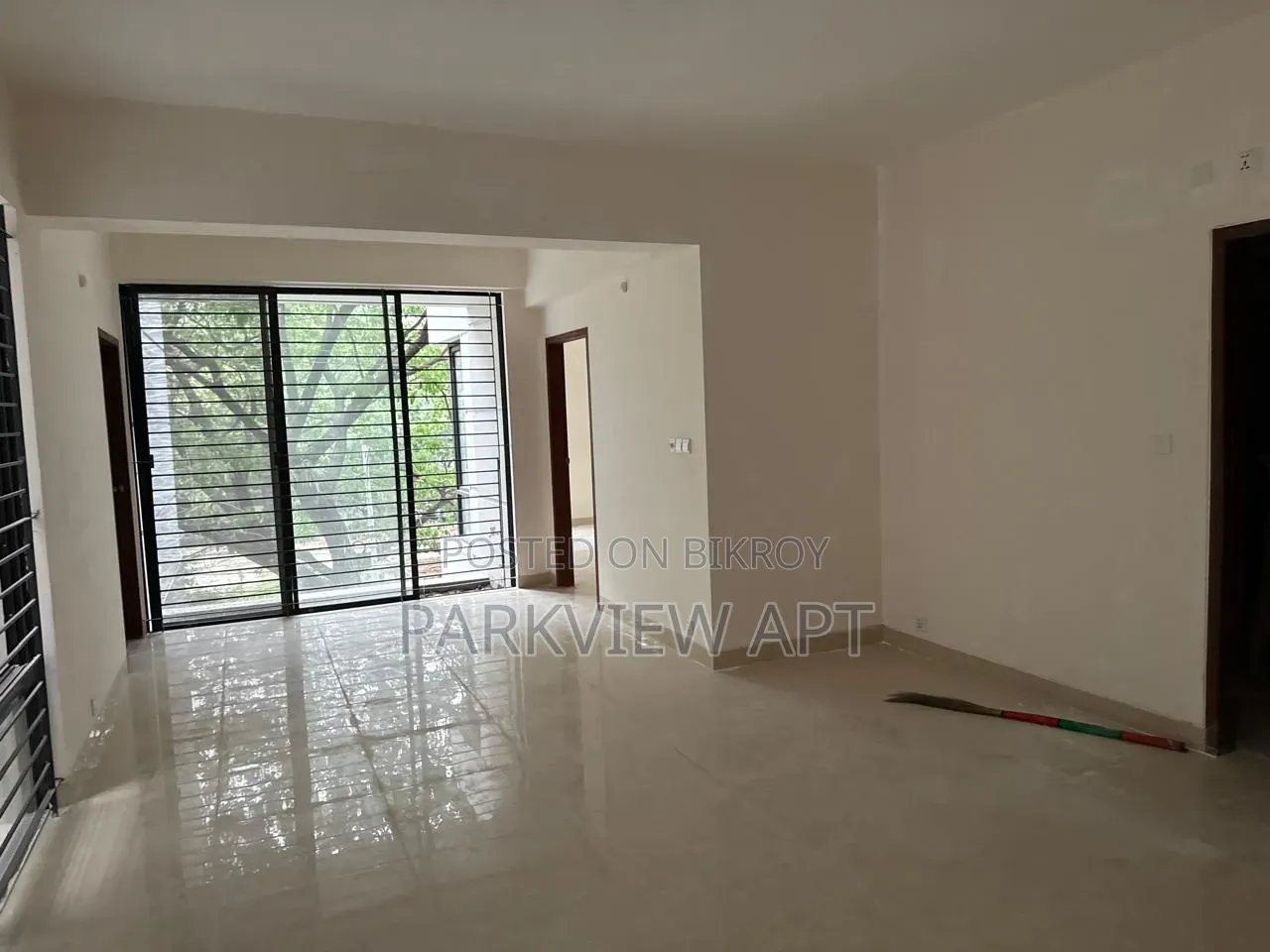 3-bedroom Apartment in Parkview South-facing for sale