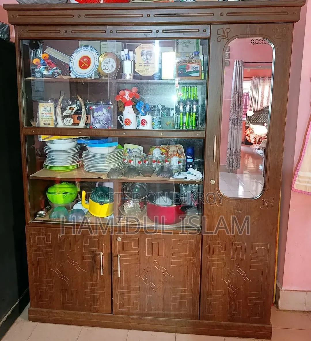 Wall Cabinet (Showcase)