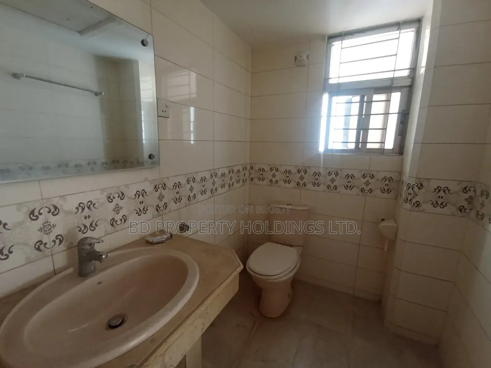 3bdrm Apartment in Uttara for Rent