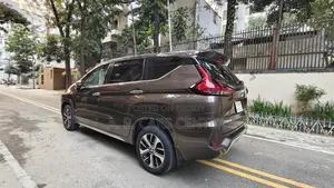 Mitsubishi Xpander 2019 Brown