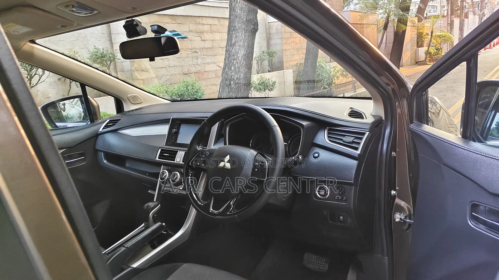 Mitsubishi Xpander 2019 Brown