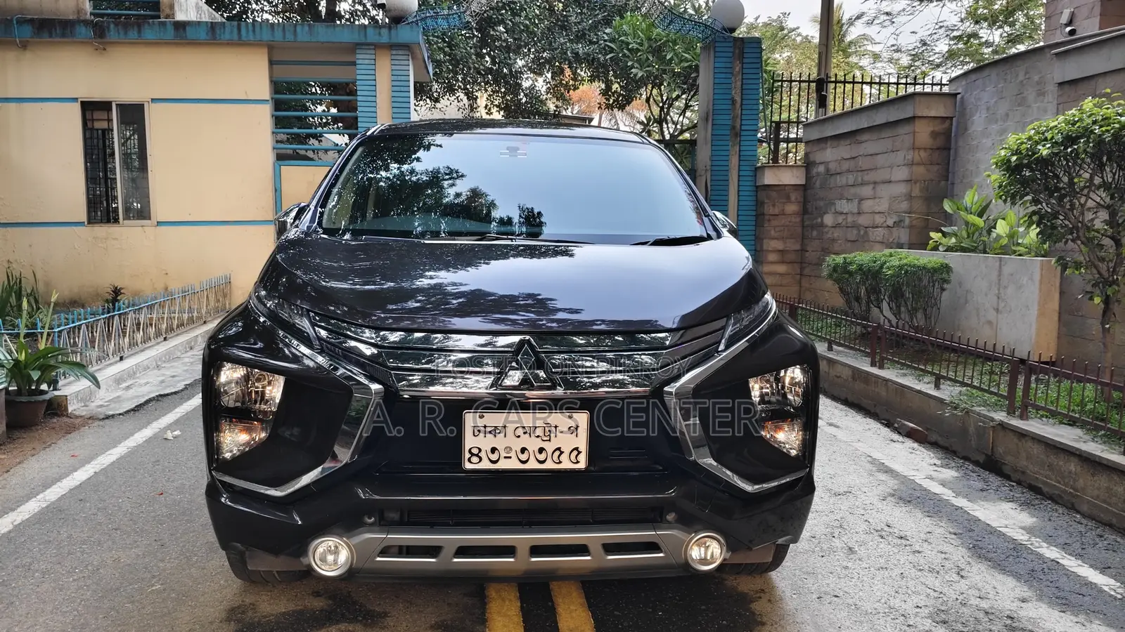 Mitsubishi Xpander 2019 Brown
