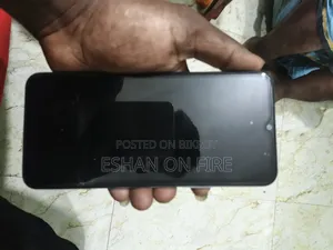 Vivo Y21 64 GB White