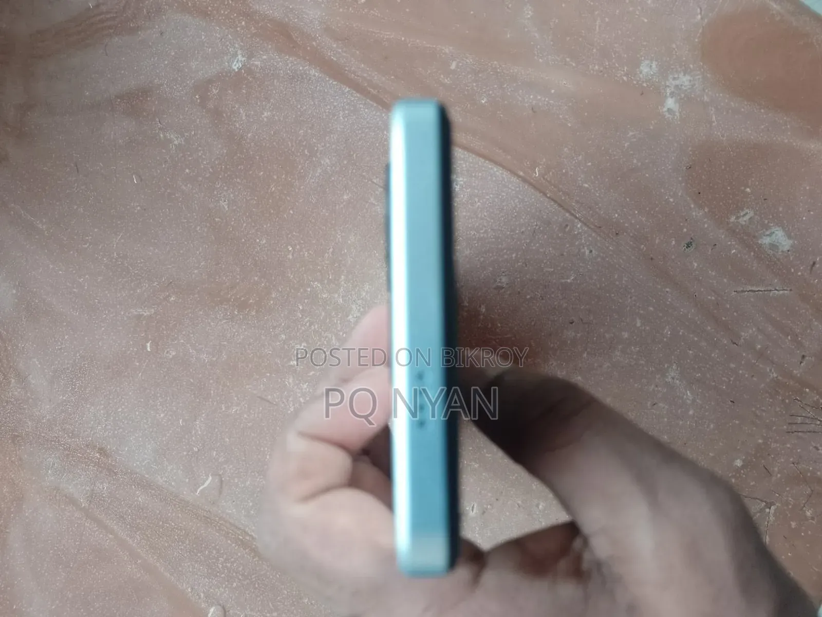 Tecno Spark 20C 128 GB Silver
