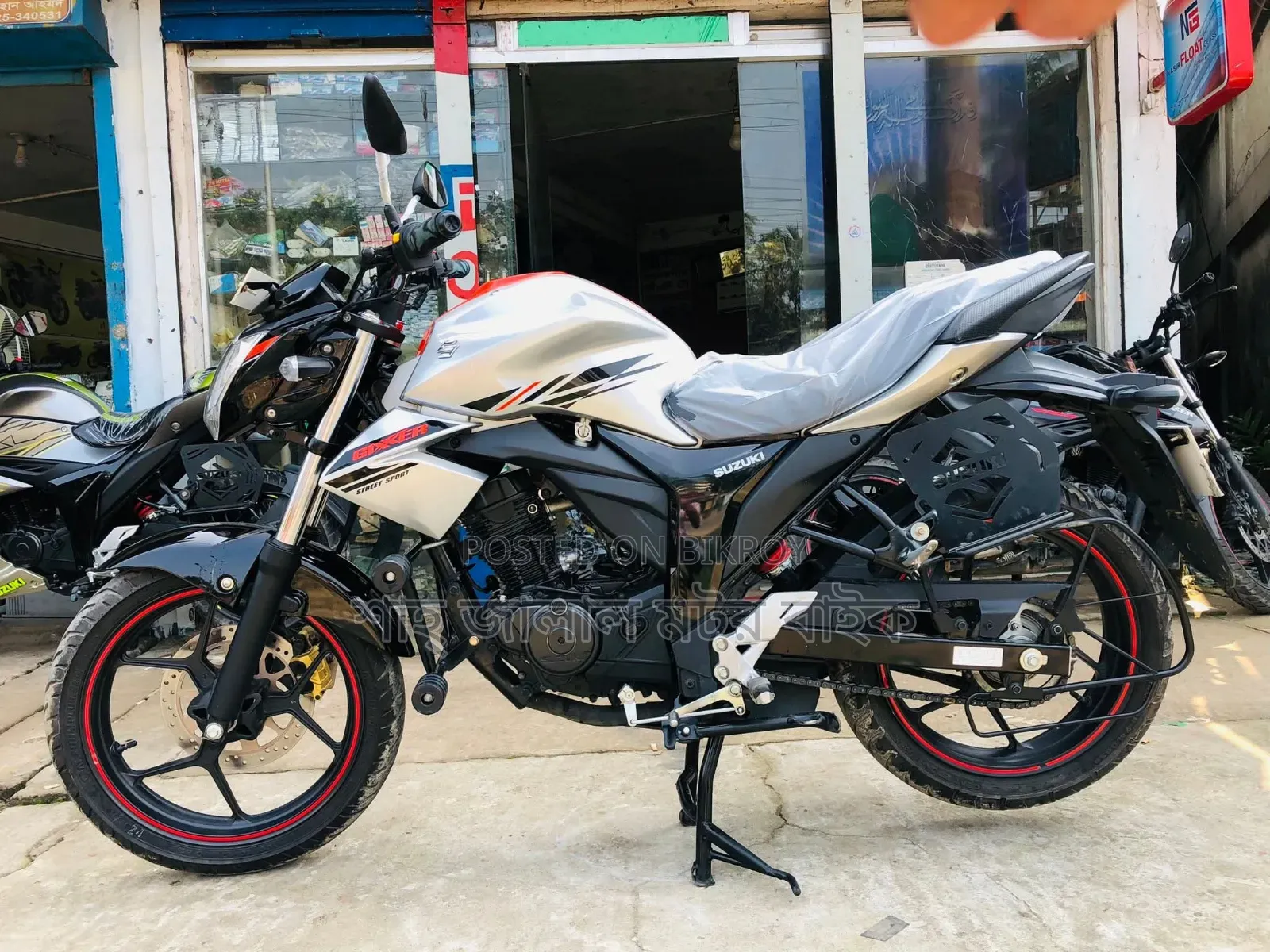 Suzuki Gixxer Monotone 2026 Orange
