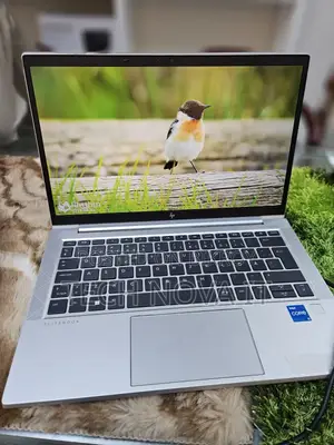Laptop HP EliteBook 830 G8 8GB Intel Core I5 SSD 256GB