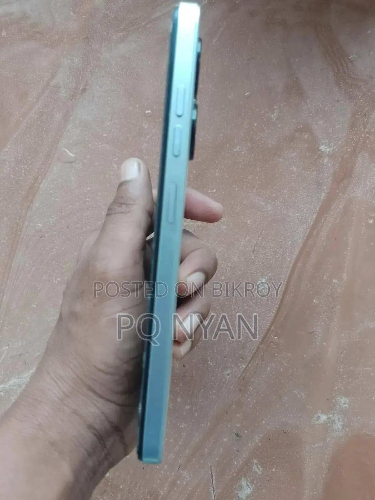 Tecno Spark 20C 128 GB Silver