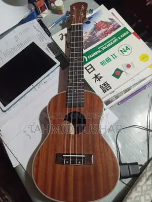 Guitar ( Ukulele)