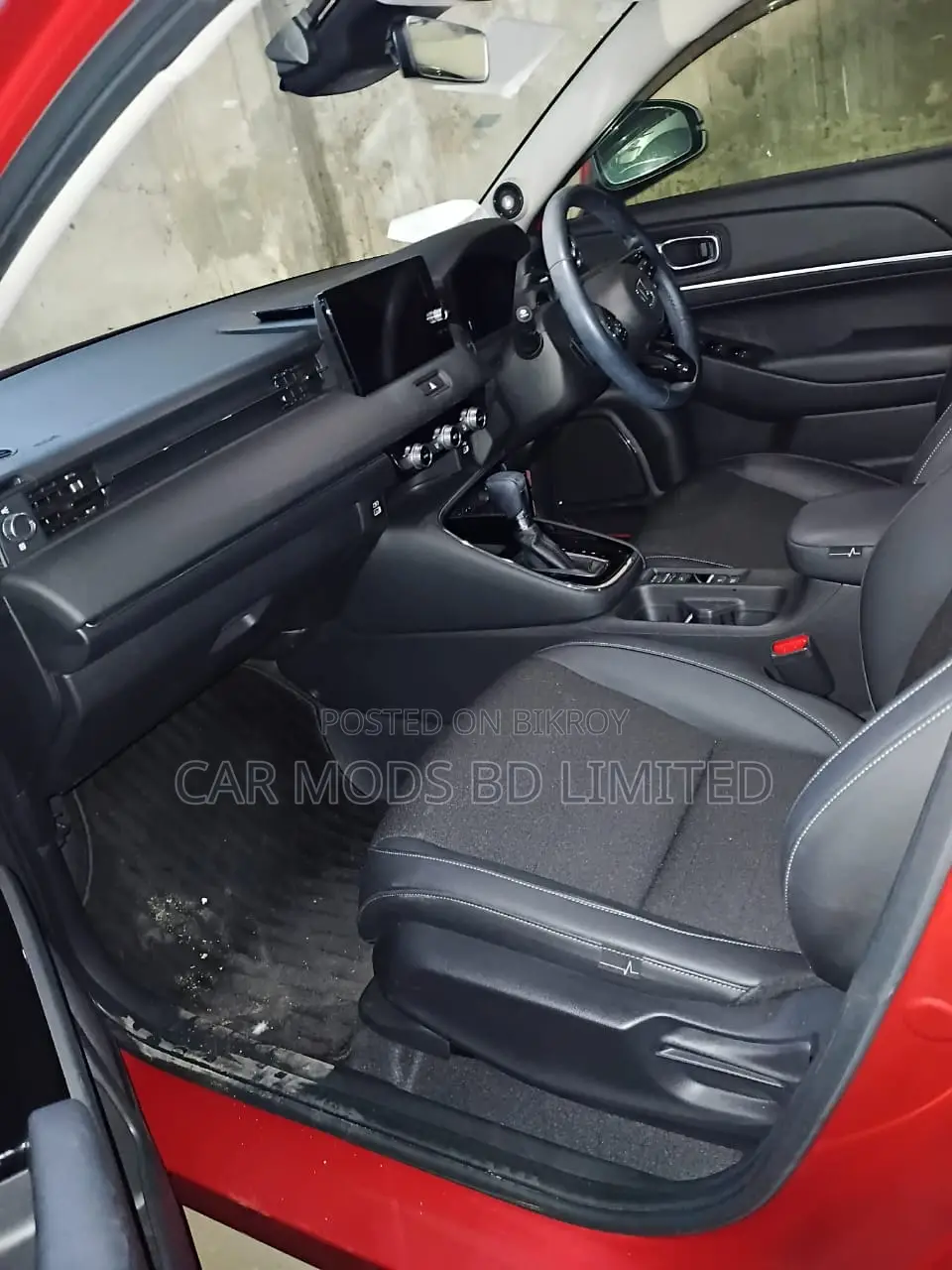 Honda Vezel 1.5 Hybrid 2WD 2021 Red