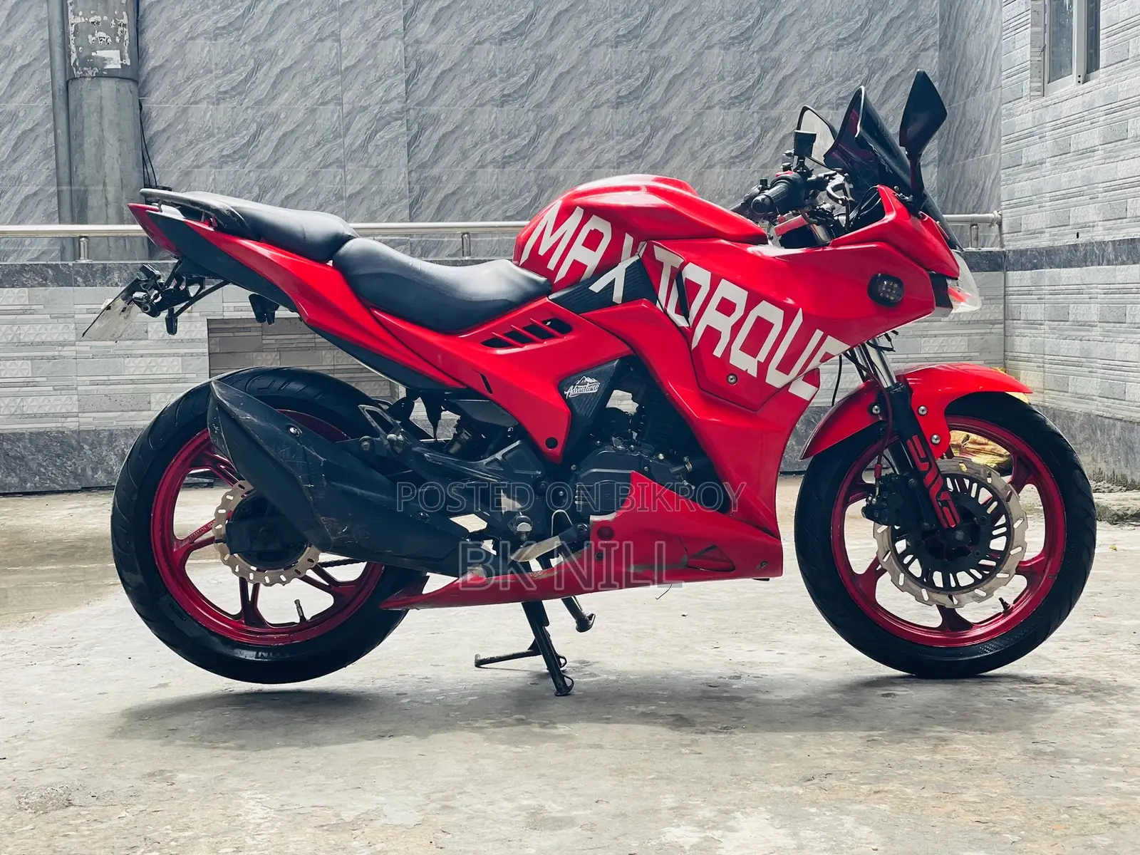 Lifan 2019 Red