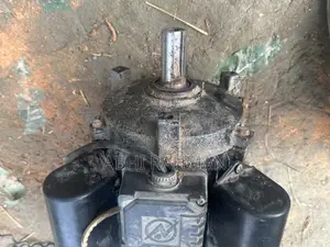 Motor Yl100l-2-80