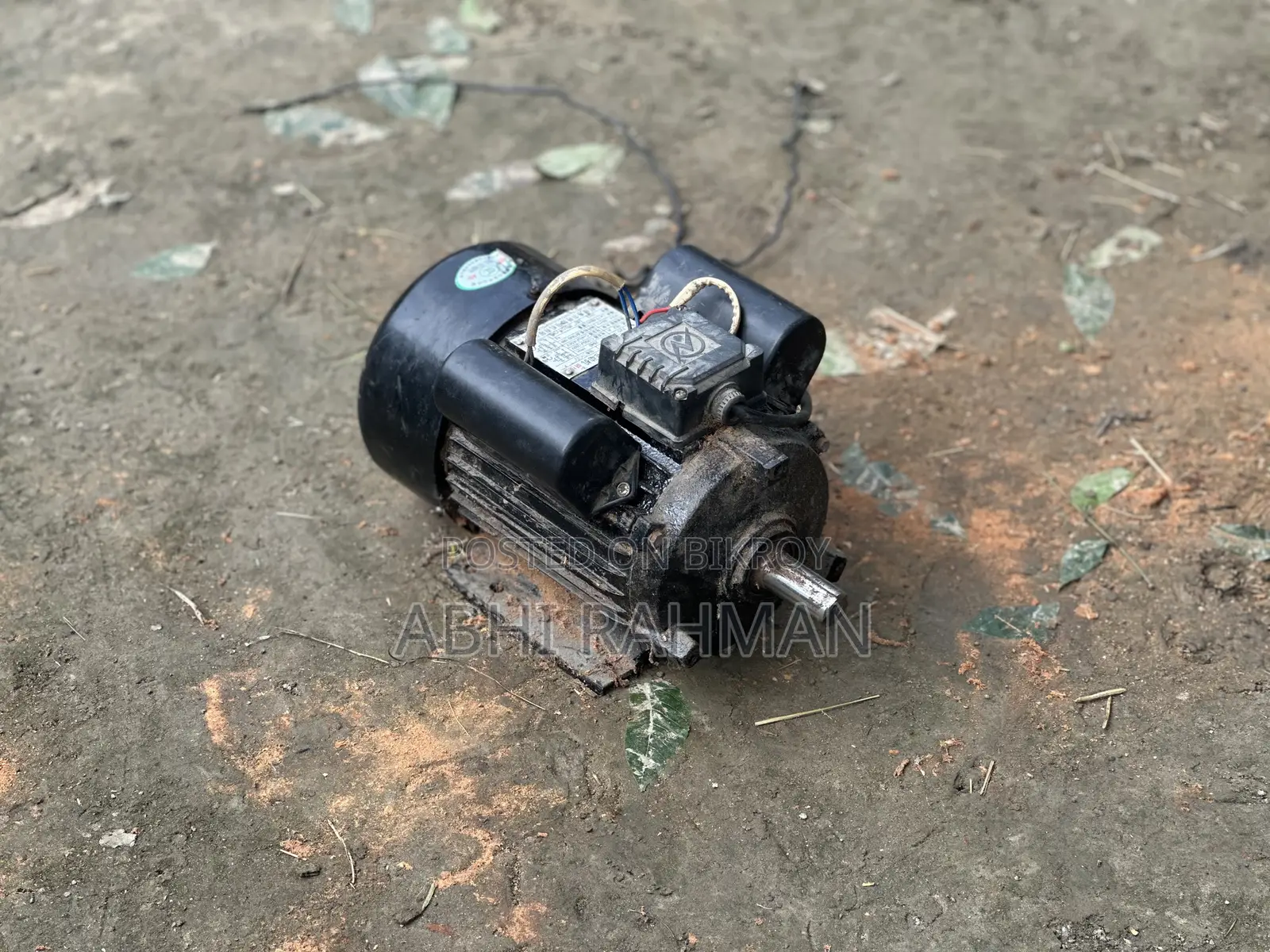 Motor Yl100l-2-80