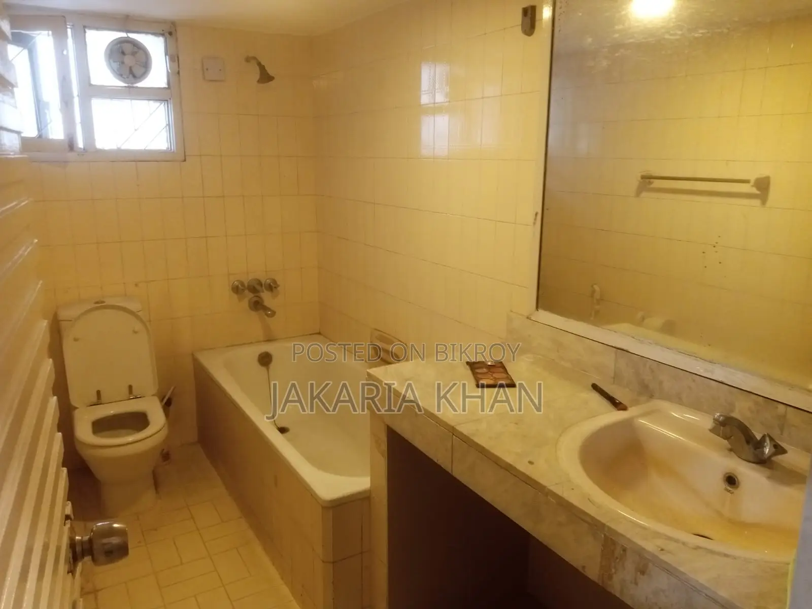 4-bedroom Apartment in Uttara for rent