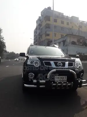 Nissan Patrol 2010 Black