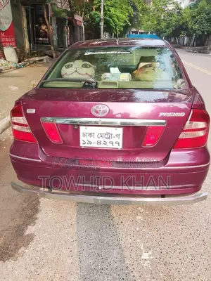 টয়োটা প্রিমিও ২০০৪ মেরুন