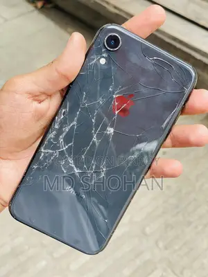 অ্যাপল এক্সআর ৬৪ জিবি ব্ল্যাক
