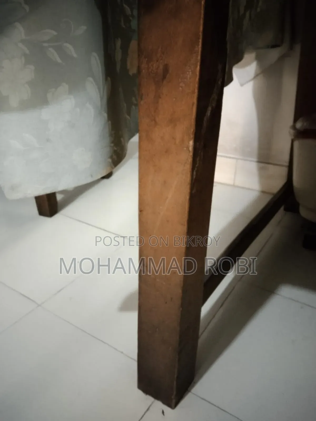 Table 4/3 ft