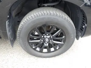 Toyota Land Cruiser Prado 2022 Black