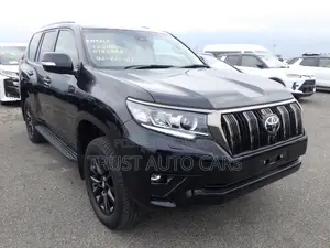 Toyota Land Cruiser Prado 2022 Black