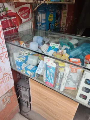 দোকান সাজানোর আসবাবপত্র, মোবাইল এক্সেসরিজ ও ইলেকট্রনিক্স পণ্য বিক্রয়